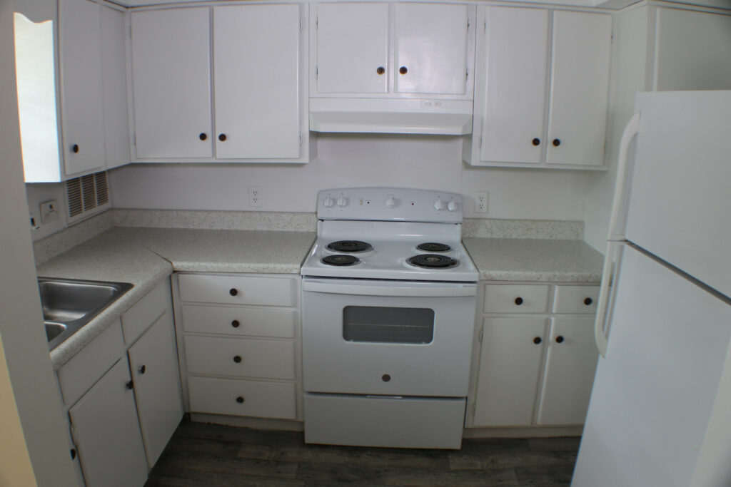 View of kitchen, Country Club Apts, Florence SC