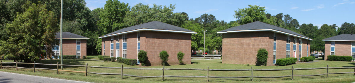 Country Club Apartments, Florence SC, view from Cashua Dr.